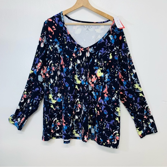 Livi Lane Bryant Top 22/24 Blue Geometric Jersey Knit Activewear Casual Work New - Picture 1 of 8